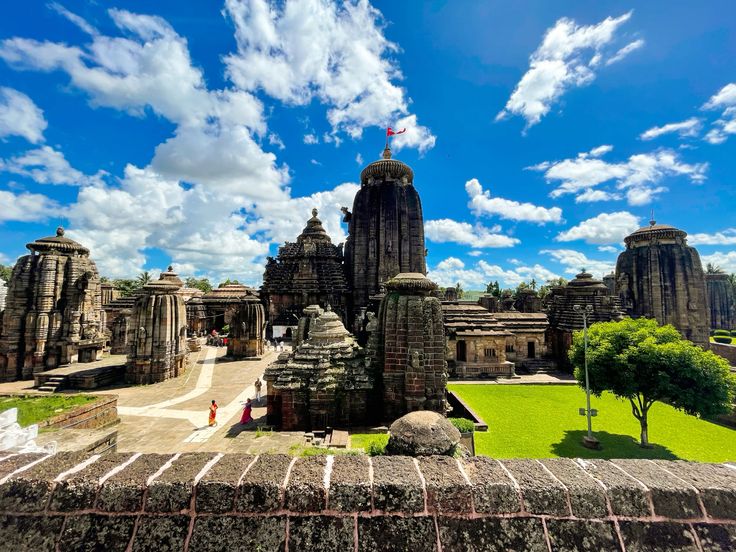 🌿 Mystical Odisha Expedition – 6 Days of Culture, Temples & Nature Tour Package